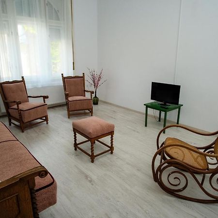 Ferienwohnung Szorcsik Haz 1913 Senta Exterior foto